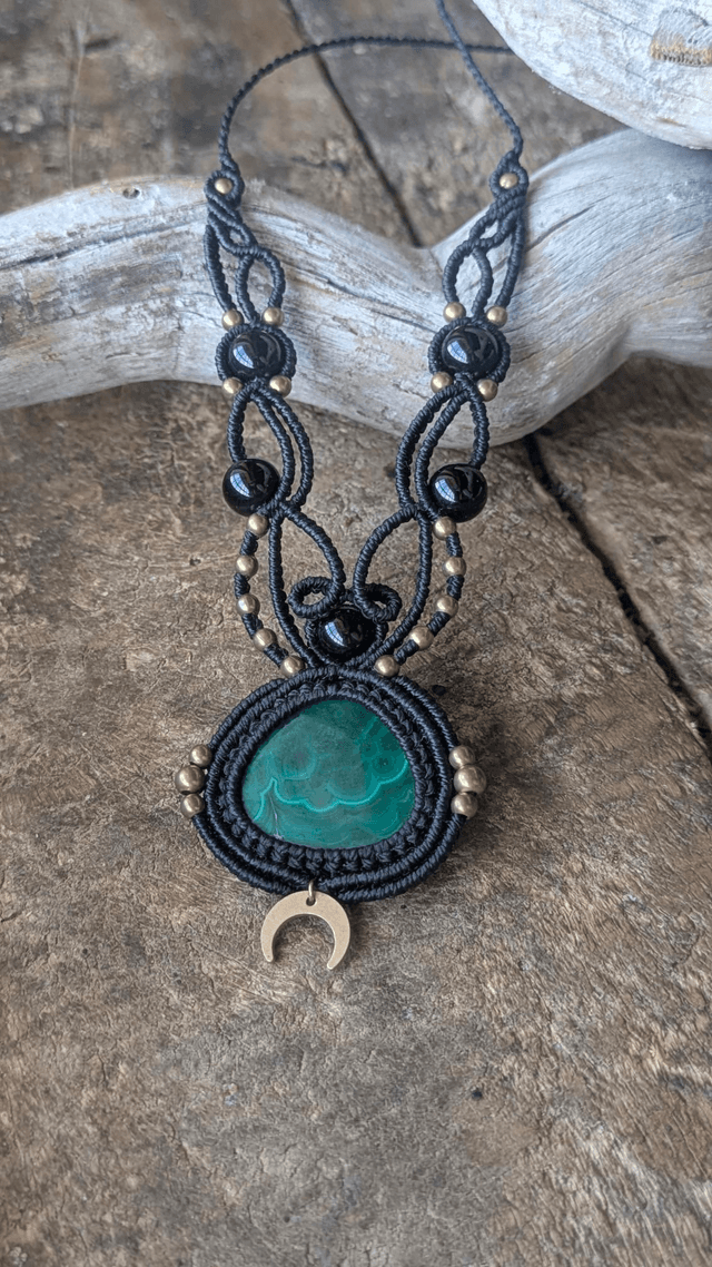 Collier Malachite et Onyx en macramé 