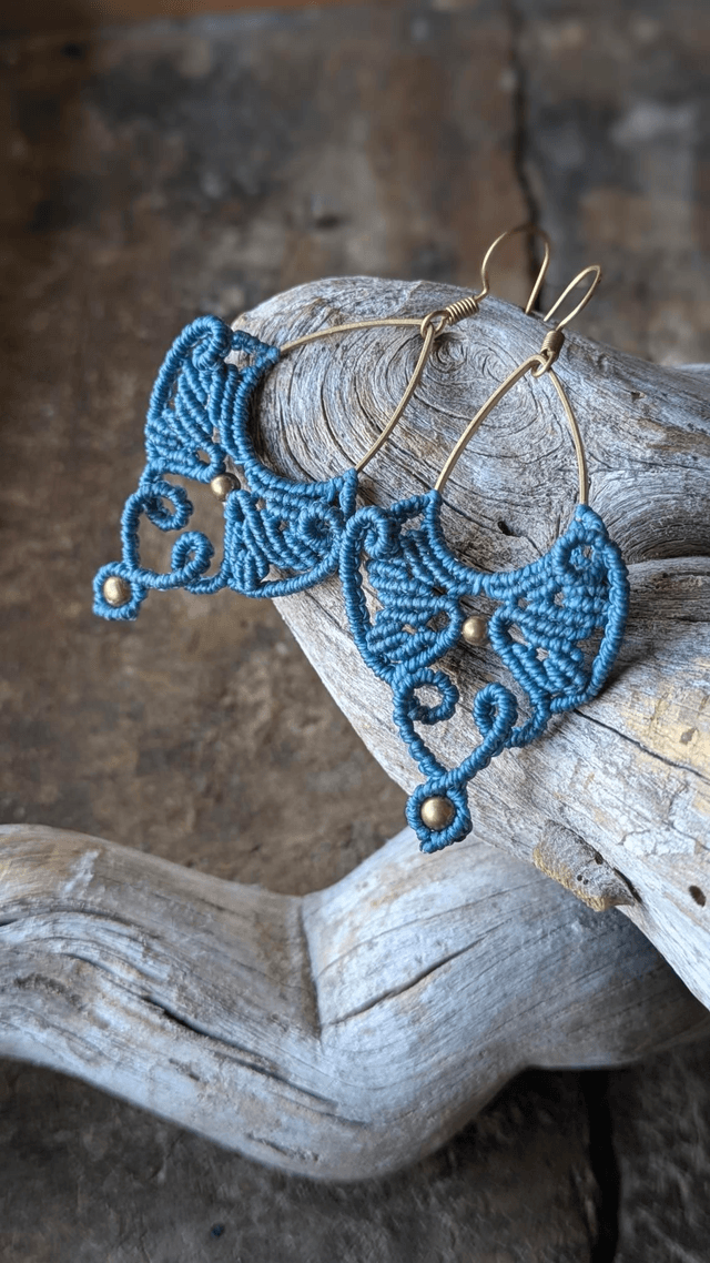 Boucles d'oreilles nature en macramé, feuilles et laiton brut