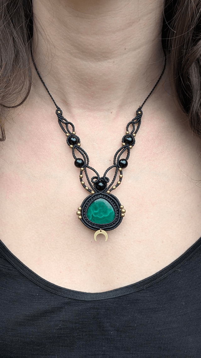 Collier Malachite et Onyx en macramé
